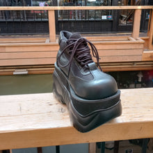 Load image into Gallery viewer, Demonia Boxer-01 Black Platform Sneakers
