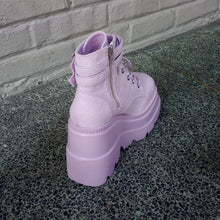 Load image into Gallery viewer, Demonia Shaker-52 Lavender Platform Ankle Boot
